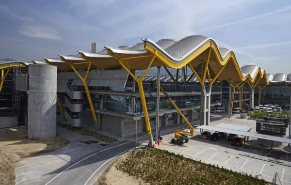 怡游四方全球公认的12个最美丽的机场看看哪座更漂亮