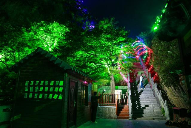 南阳五朵山：着力打造夜游品牌