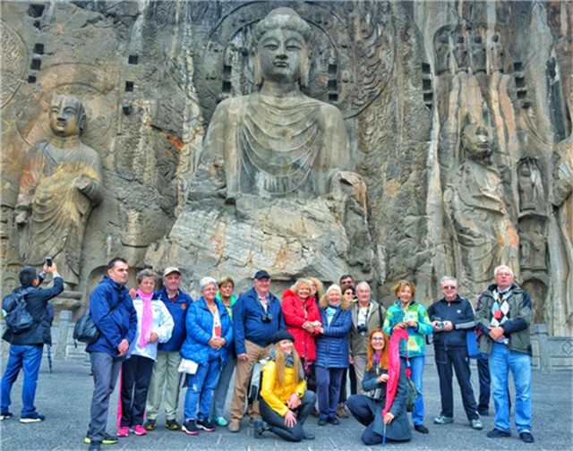 龙门石窟景区冬季旅游魅力不减