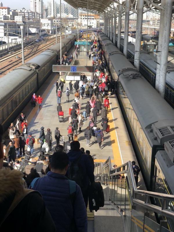 今年郑州铁路出行和往年相比,最大变化就是郑州火车站