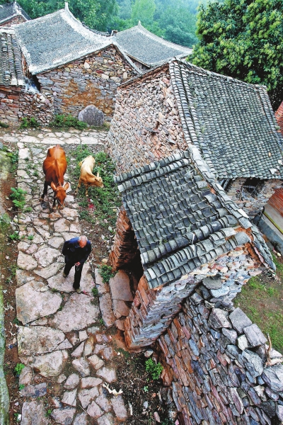 石板路石楼门石院墙内乡有个石头村了解下