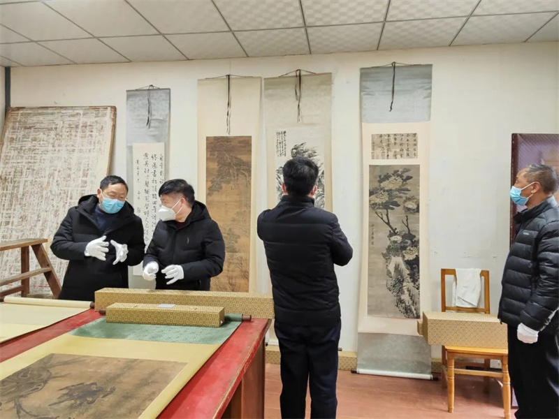 纸质文物常见病害及修复方法